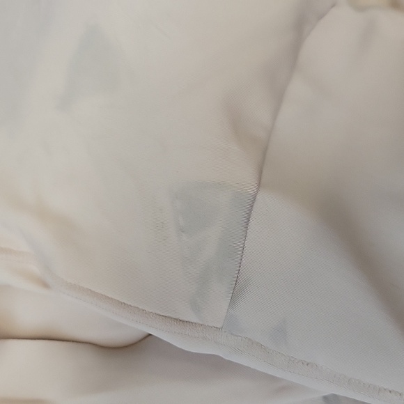 Bali Ultimate Smoothing Firm Control Bodysuit in Almond Large NWT - Picture 14 of 14